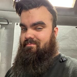 Meet your Posher, Evan